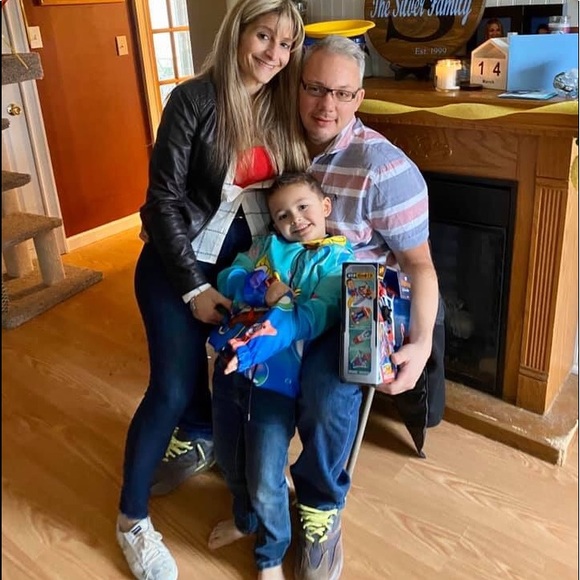 Meet your Posher, Danielle - Picture 13 of 16